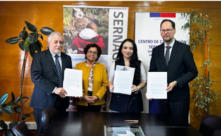 Sernageomin y Aprimin firman convenio para potenciar capacitaciones en seguridad y salud en minería